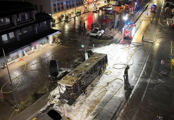 ΦΩΤΙΑ ΕΛΒΕΤΙΑ ΝΕΚΡΟΙ