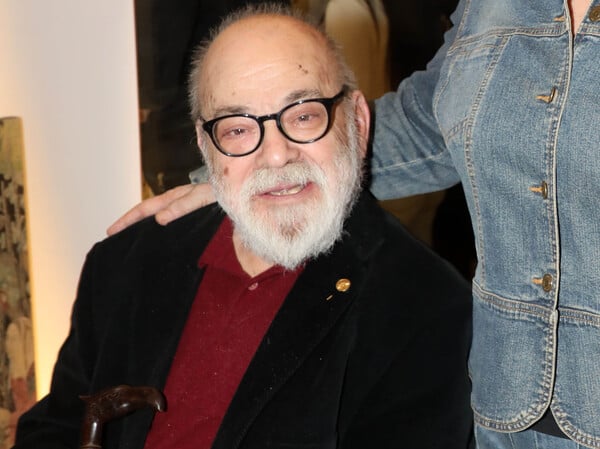 Συγκίνηση στο τελευταίο «αντίο» στον Χρήστο Βαλαβανίδη