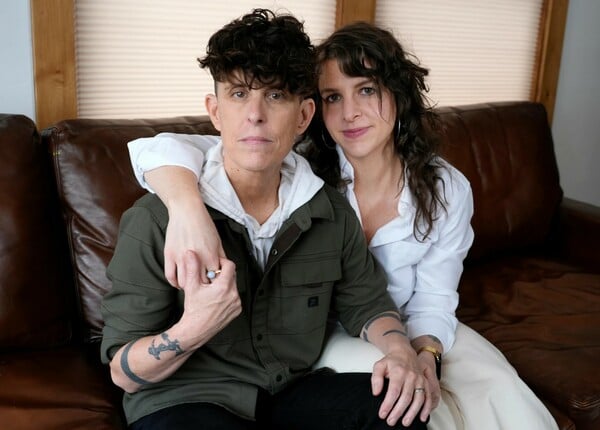 Το Come See Me in the Good Light φέρνει στα Οσκαρ μια ταινία για την αγάπη, την αρρώστια και το φως