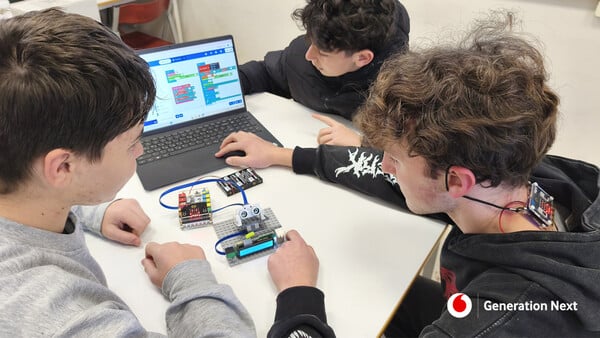 Καινοτόμες λύσεις για την ψηφιακή ευημερία: Οι μαθητές και οι μαθήτριες που αξιοποιούν την τεχνολογία ως εργαλείο φροντίδας