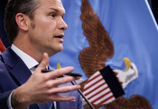 ΗΠΑ ΙΡΑΝ ΠΙΤ ΧΕΓΚΣΕΘ ΜΕΣΗ ΑΝΑΤΟΛΗ ΝΤΟΝΑΛΝΤ ΤΡΑΜΠ