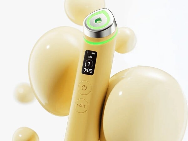 Beauty tools: τι μπορούν πραγματικά να κάνουν για το δέρμα;