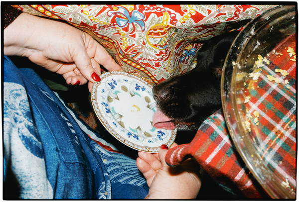 Οι όμορφες, μικρές στιγμές της Αθήνας με τη ματιά του Ντάγκλας Μάρτιν Έβελι