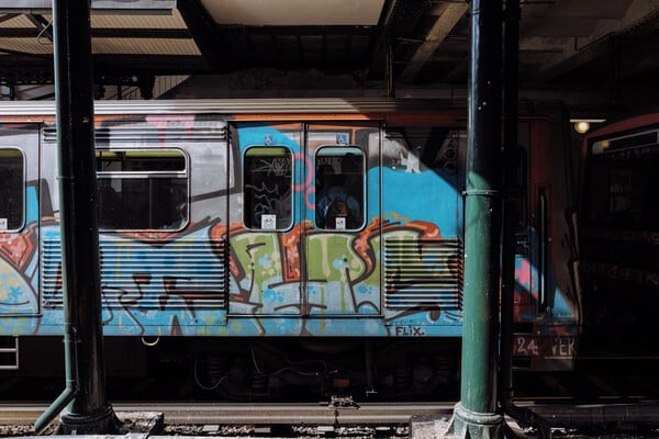 Πότε θα αλλάξει η εικόνα παρακμής στον Ηλεκτρικό Σιδηρόδρομο; 