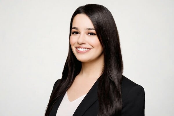 Ο Μαμντάνι ιδρύει γραφείο ΛΟΑΤΚΙ+ υποθέσεων με τρανς επικεφαλής