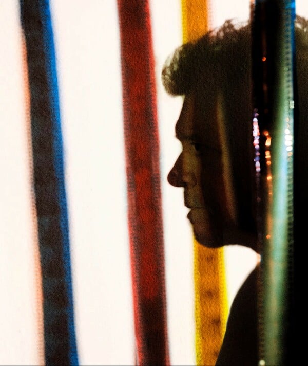 Ο Πέδρο Αλμοδόβαρ πιο γυμνός από ποτέ