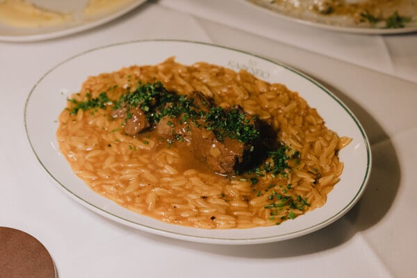 Το Καφενείο στη Λουκιανού είναι κομμάτι της αθηναϊκής ιστορίας 