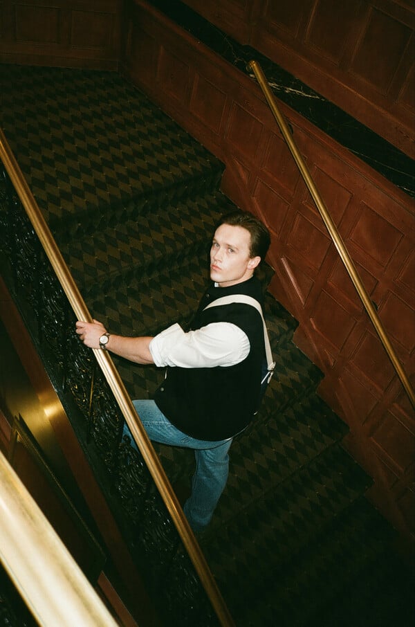 Ελα ν' ανταλλάξουμε κορμί και μοναξιά/ένα πολυποστ του Πάνου Μιχαήλ