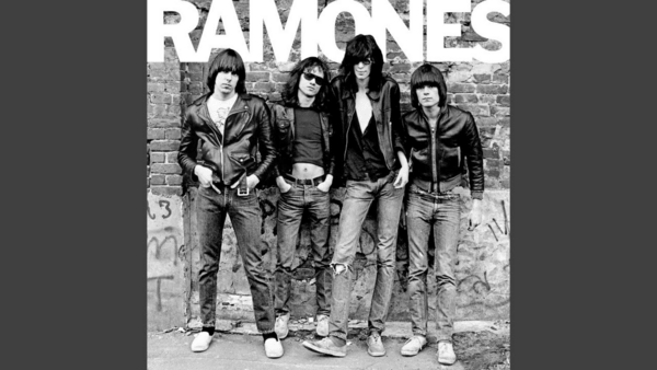 Ramones: Πενήντα χρόνια από το άλμπουμ που γέννησε το πανκ 