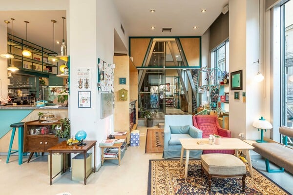 The Caravan B&B Thessaloniki: Ένα καραβάνι φιλοξενίας στην καρδιά της πόλης