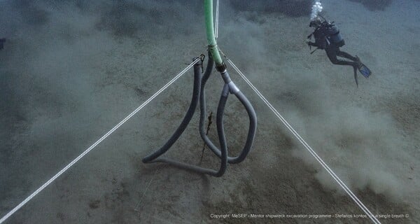 ΝΑΥΑΓΙΟ ΜΕΝΤΩΡ ΑΝΑΣΚΑΦΗ ΓΛΥΠΤΟ ΔΙΑΚΟΣΜΟ ΠΑΡΘΕΝΩΝΑ