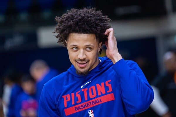 CADE CUNNINGHAM NBA ΠΝΕΥΜΟΘΩΡΑΚΑΣ