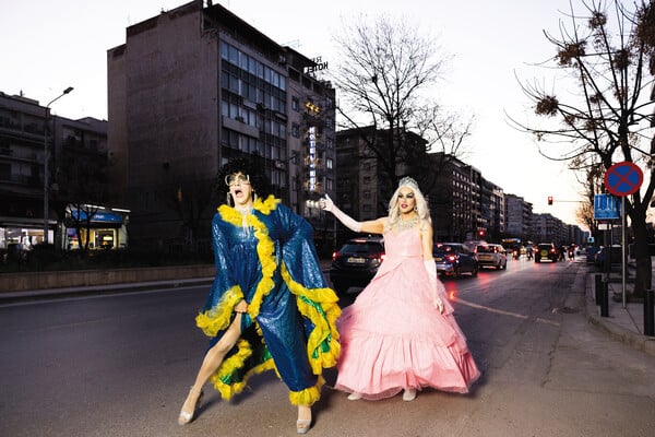 53’ με τις Rainbow Mermaids