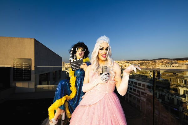 53’ με τις Rainbow Mermaids