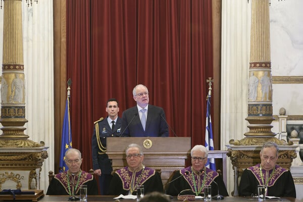 ΣΤΑΥΡΟΣ ΞΑΡΧΑΚΟΣ ΤΑΣΟΥΛΑΣ ΑΚΑΔΗΜΙΑ ΑΘΗΝΩΝ ΕΠΕΤΕΙΟΣ 100 ΧΡΟΝΙΑ ΑΡΙΣΤΕΙΟ