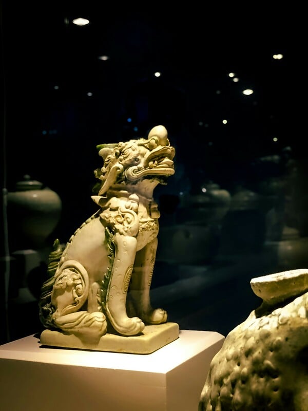 ΚΙΝΑ ΜΟΥΣΕΙΑ ΕΚΘΕΜΑ