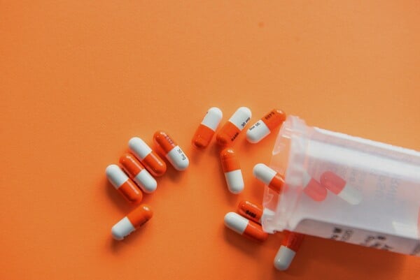 ΚΟΛΛΑΓΟΝΟ ΣΥΜΠΛΗΡΩΜΑ