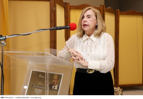 ΓΚΑΛΕΡΙ ΓΚΑΛΕΡΙΣΤΑΣ ΣΥΛΛΗΨΗ ΛΟΛΑ ΝΤΑΪΦΑ 