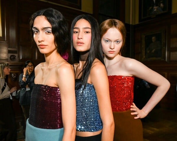 Τι είχε καταλάβει ο Marc Jacobs για το κορίτσι στη μόδα πολύ πριν από τους άλλους