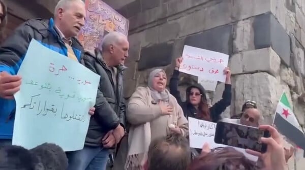 Η Συρία αίρει την απαγόρευση αλκοόλ στη Δαμασκό μετά την κατακραυγή των κατοίκων