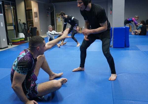 Brazilian Jiu Jitsu: Η ιστορία της «ευγενικής» πολεμικής τέχνης που κερδίζει έδαφος και η σχέση του με την αυτοάμυνα