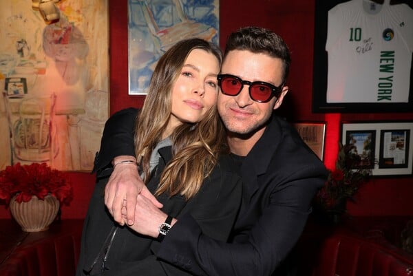 Τζάστιν Τίμπερλεϊκ: «Δεν ενθουσιάστηκε» - Η πρώτη αντίδραση της Τζέσικα Μπίελ στο βίντεο της σύλληψης του