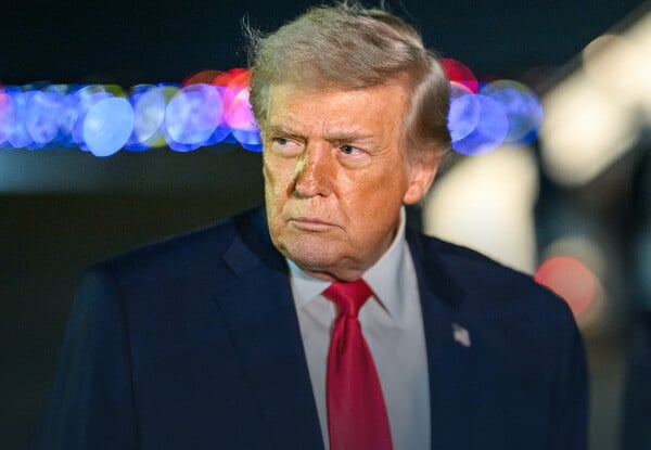 ΝΤΟΝΑΛΝΤ ΤΡΑΜΠ ΙΡΑΝ ΠΡΟΘΕΣΜΙΑ ΣΤΕΝΑ ΟΡΜΟΥΖ