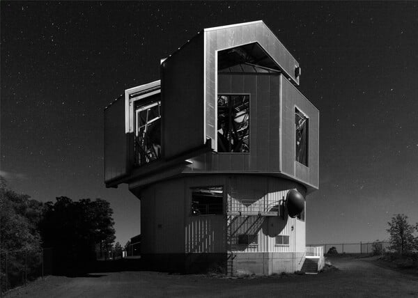 12 φωτογραφίες της Magnum που μοιάζουν με μικρές οδύσσειες