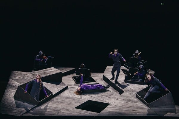 Ο Κάφκα και η Γιοζεφίνε, μια εκκεντρική τραγουδίστρια στον κόσμο των ποντικιών