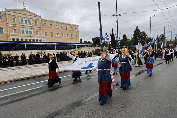 ΠΑΡΕΛΑΣΗ 25Η ΜΑΡΤΙΟΥ ΑΘΗΝΑ
