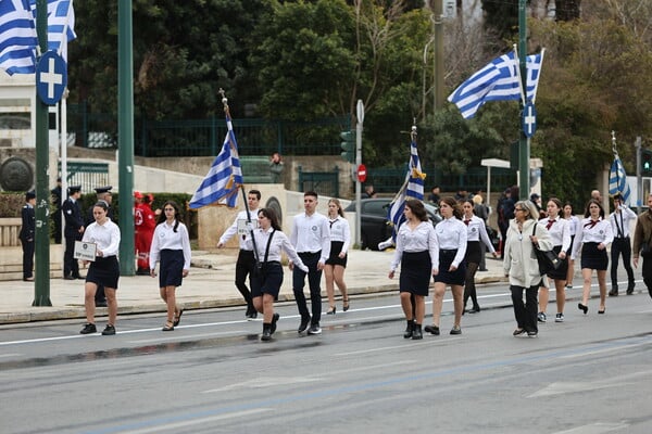 ΠΑΡΕΛΑΣΗ 25Η ΜΑΡΤΙΟΥ ΑΘΗΝΑ