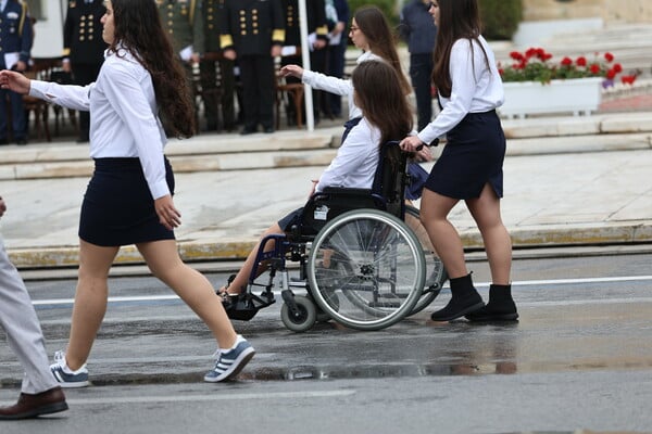 ΠΑΡΕΛΑΣΗ 25Η ΜΑΡΤΙΟΥ ΑΘΗΝΑ