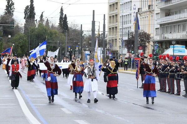 ΠΑΡΕΛΑΣΗ 25Η ΜΑΡΤΙΟΥ ΑΘΗΝΑ