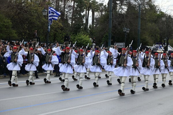 25η Μαρτίου: Ολοκληρώθηκε η παρέλαση σε Αθήνα και Θεσσαλονίκη