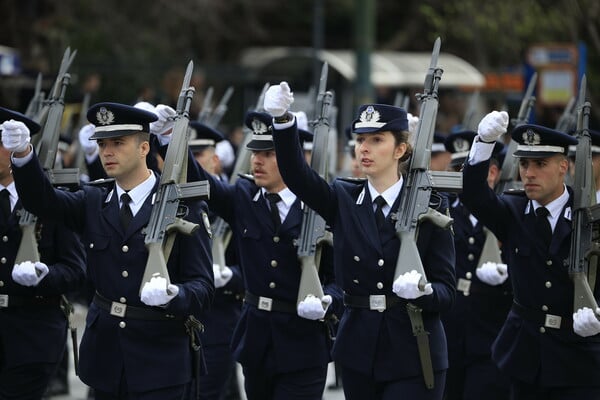 25η Μαρτίου: Ολοκληρώθηκε η παρέλαση σε Αθήνα και Θεσσαλονίκη