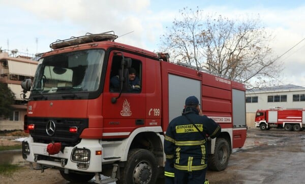 ΦΩΤΙΑ ΤΩΡΑ ΚΕΦΑΛΟΝΙΑ ΠΥΡΟΣΒΕΣΤΙΚΗ