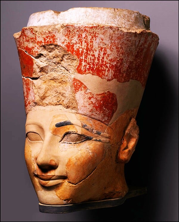 Μήπως τελικά διαβάζαμε λάθος το «σβήσιμο» της Χατσεψούτ;