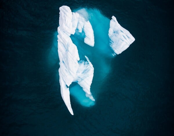 ΑΡΚΤΙΚΗ ΠΑΓΟΣ ΛΙΩΣΙΜΟ ΘΑΛΑΣΣΑ