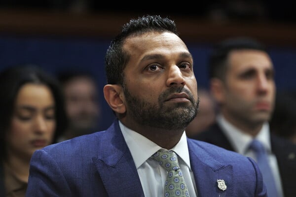 FBI ΚΑΣ ΠΑΤΕΛ ΠΑΡΑΒΙΑΣΗ EMAIL ΧΑΚΕΡ