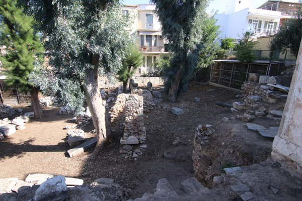 ΜΕΝΤΡΕΣΕΣ ΑΘΗΝΩΝ ΜΝΗΜΕΙΟ ΙΣΤΟΡΙΚΟ