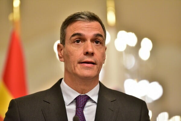 ΙΣΠΑΝΙΑ ΠΕΔΡΟ ΣΑΝΤΣΕΘ ΗΛΕΚΤΡΙΚΟ ΡΕΥΜΑ