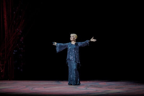 ΜΑΡΙΝΕΛΛΑ ΚΗΔΕΙΑ ΛΑΪΚΟ ΠΡΟΣΚΥΝΗΜΑ