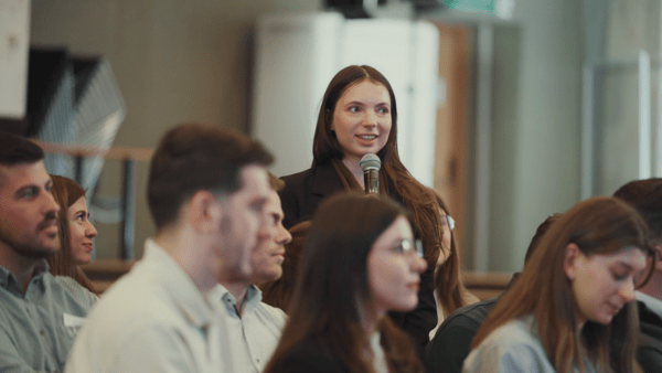 Empowering Future Leaders: Eκεί που η φιλοδοξία βρίσκει χώρο να εξελιχθεί