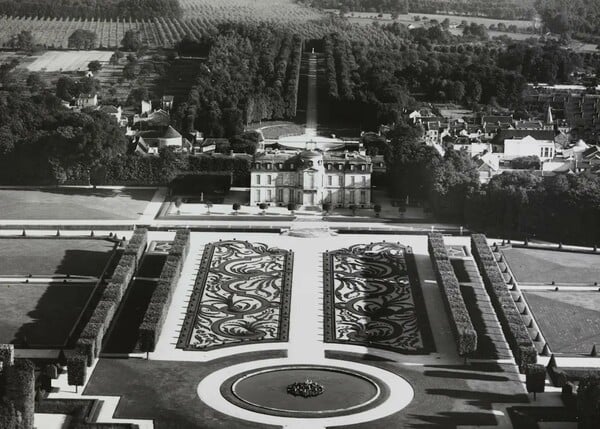 Πίσω από ένα διάσημο πορτρέτο του Ρενουάρ κρυβόταν η ιστορία μιας εβραϊκής οικογένειας που αφανίστηκε