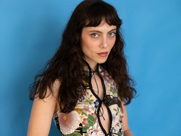 Η Ολίνα γράφει τραγούδια για όσα την συγκινούν