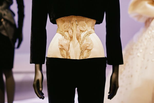 Με την Elsa Schiaparelli δεν βαρέθηκε ποτέ κανείς