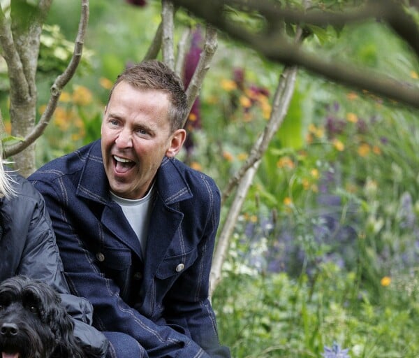 BBC ΣΚΟΤ ΜΙΛΣ ΣΕΞΟΥΑΛΙΚΗ ΚΑΚΟΠΟΙΗΣΗ