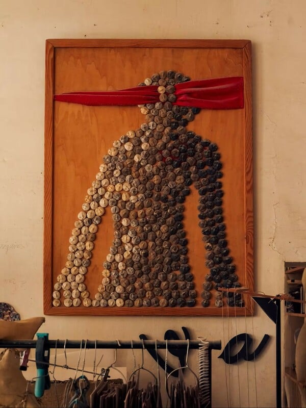 Agnès Debizet: η αυτοδίδακτη καλλιτέχνις που μετέτρεψε το σπίτι της σε σύμπαν