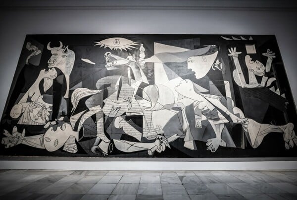 Ο Πικάσο ξαναβάζει φωτιά στην Ισπανία