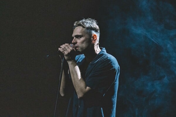 Κυνηγός φωνών και φαντασμάτων 